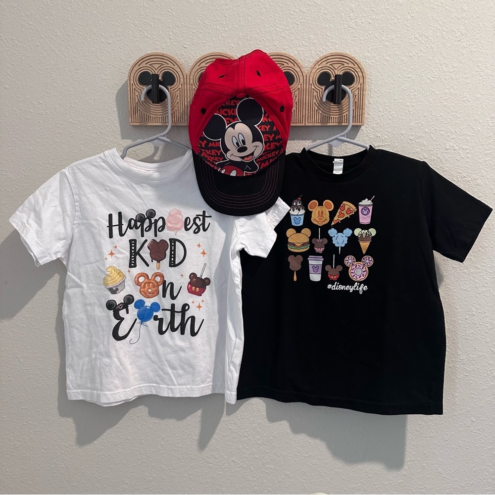 Disney Kids' Black and White Mickey Mouse T-Shirts and hat